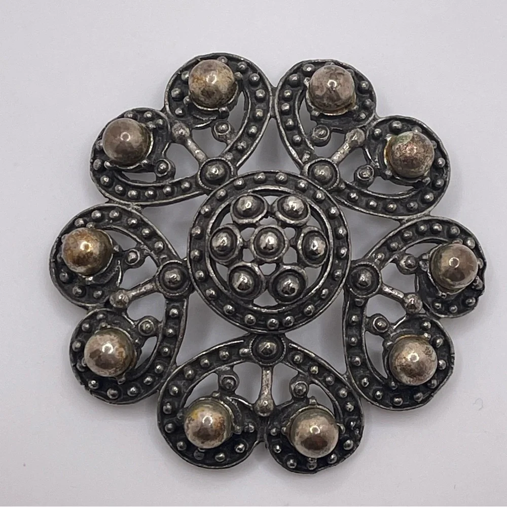 VTG Florenza Victorian Revival Ornate‎ Gunmetal Gothic Pin Brooch 1960s Rare